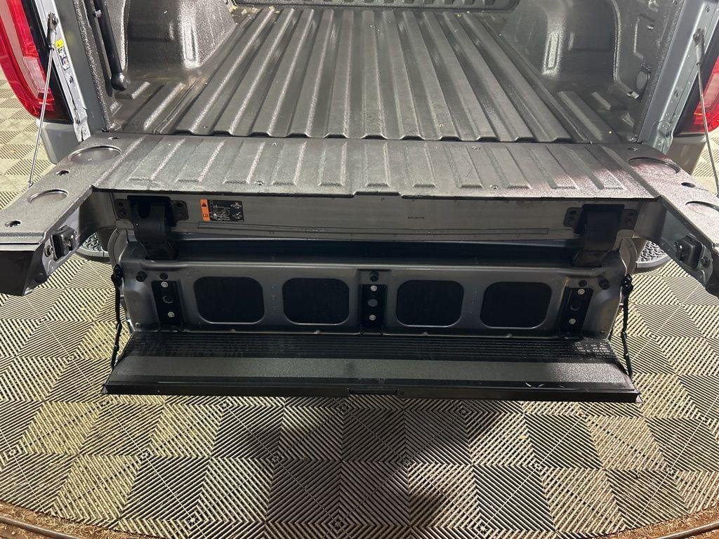 Used 2020 Steel Metallic GMC Denali image 10
