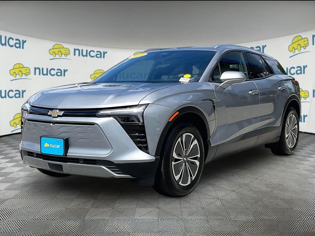 Used 2024 Gray Chevrolet LT image 3
