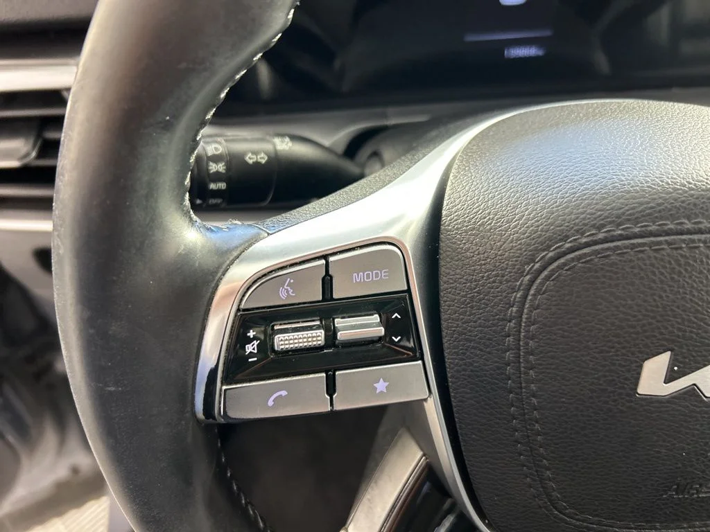 2024 Kia Telluride S - Photo 17