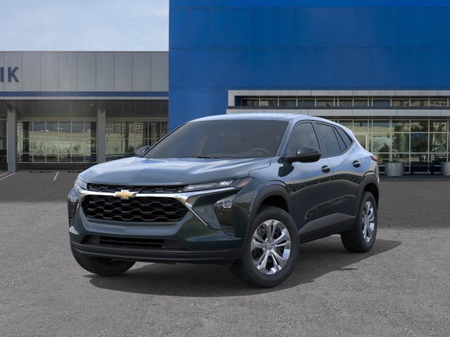 2026 Chevrolet Trax photo 6 of 32