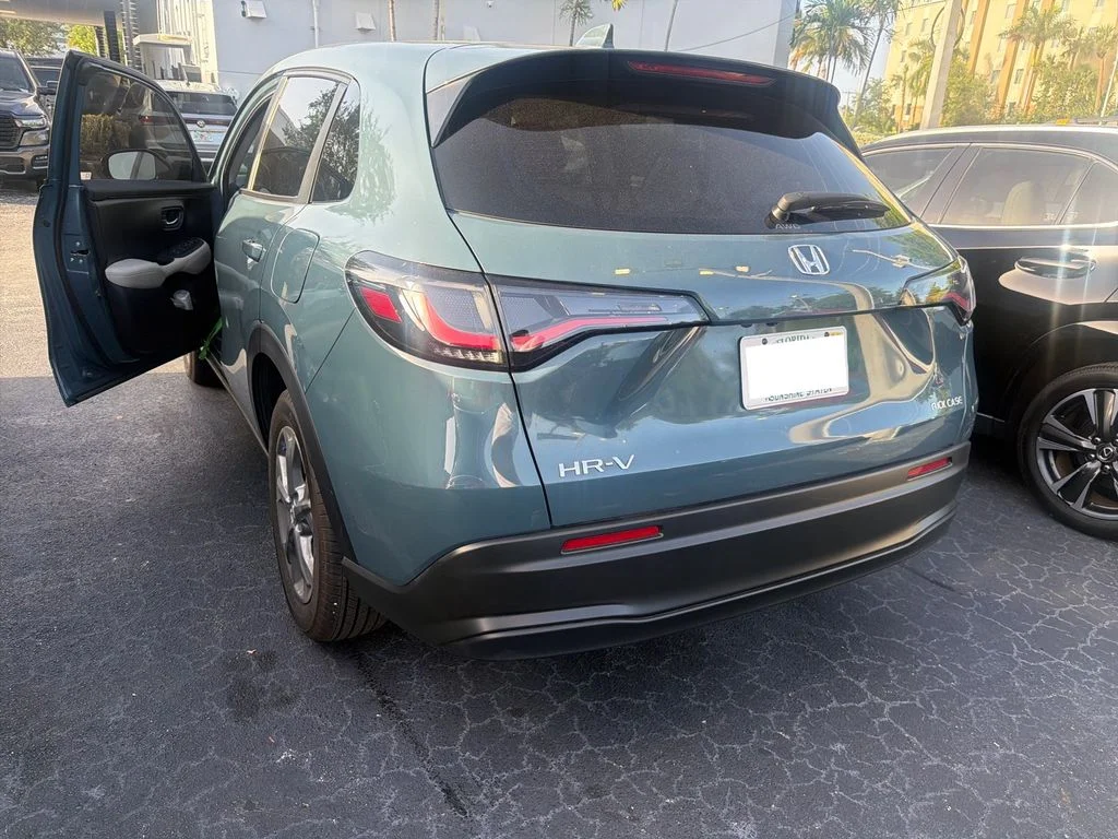 Used 2026  Honda LX image 3