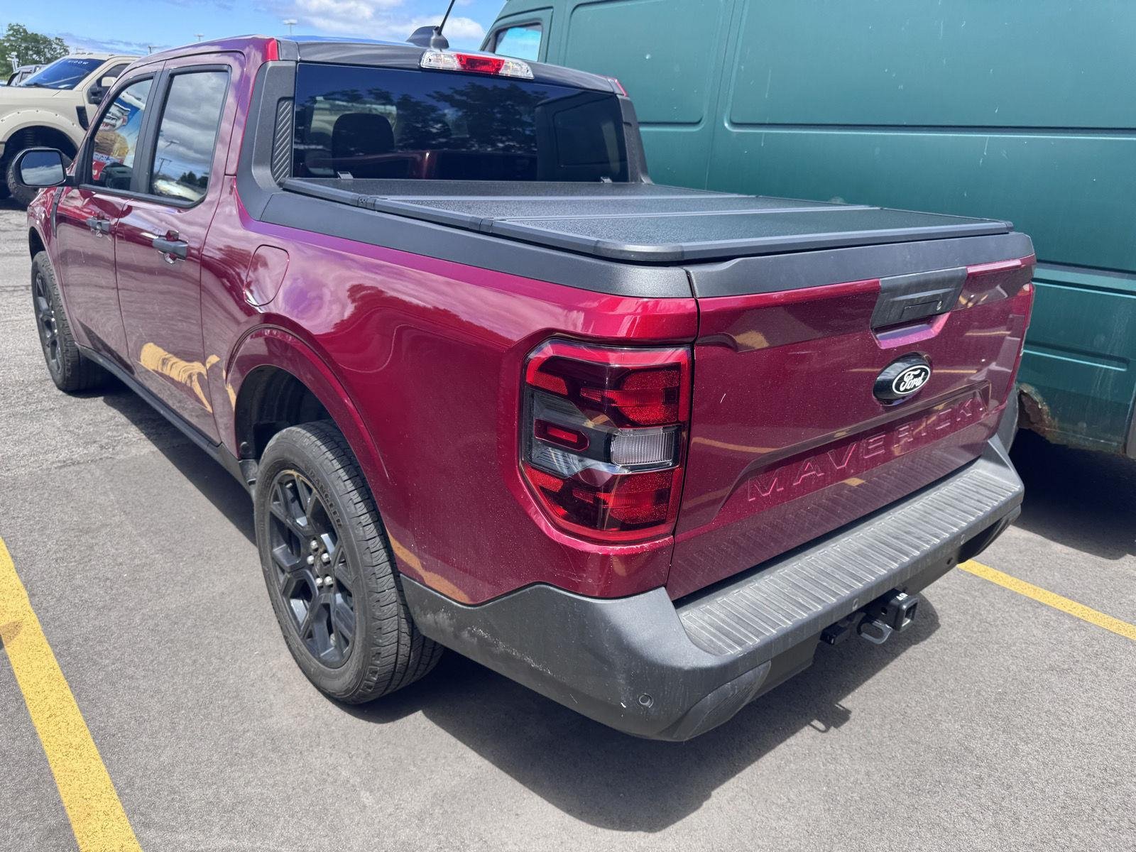 Used 2025 Ruby Red Metallic Tinted Clearcoat Ford XLT image 6