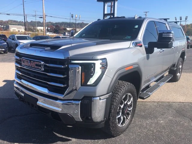 Used 2026 Silver GMC SLT image 3