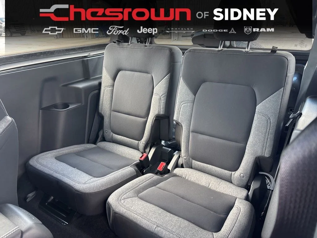Used 2025 Gray Ford Base image 27