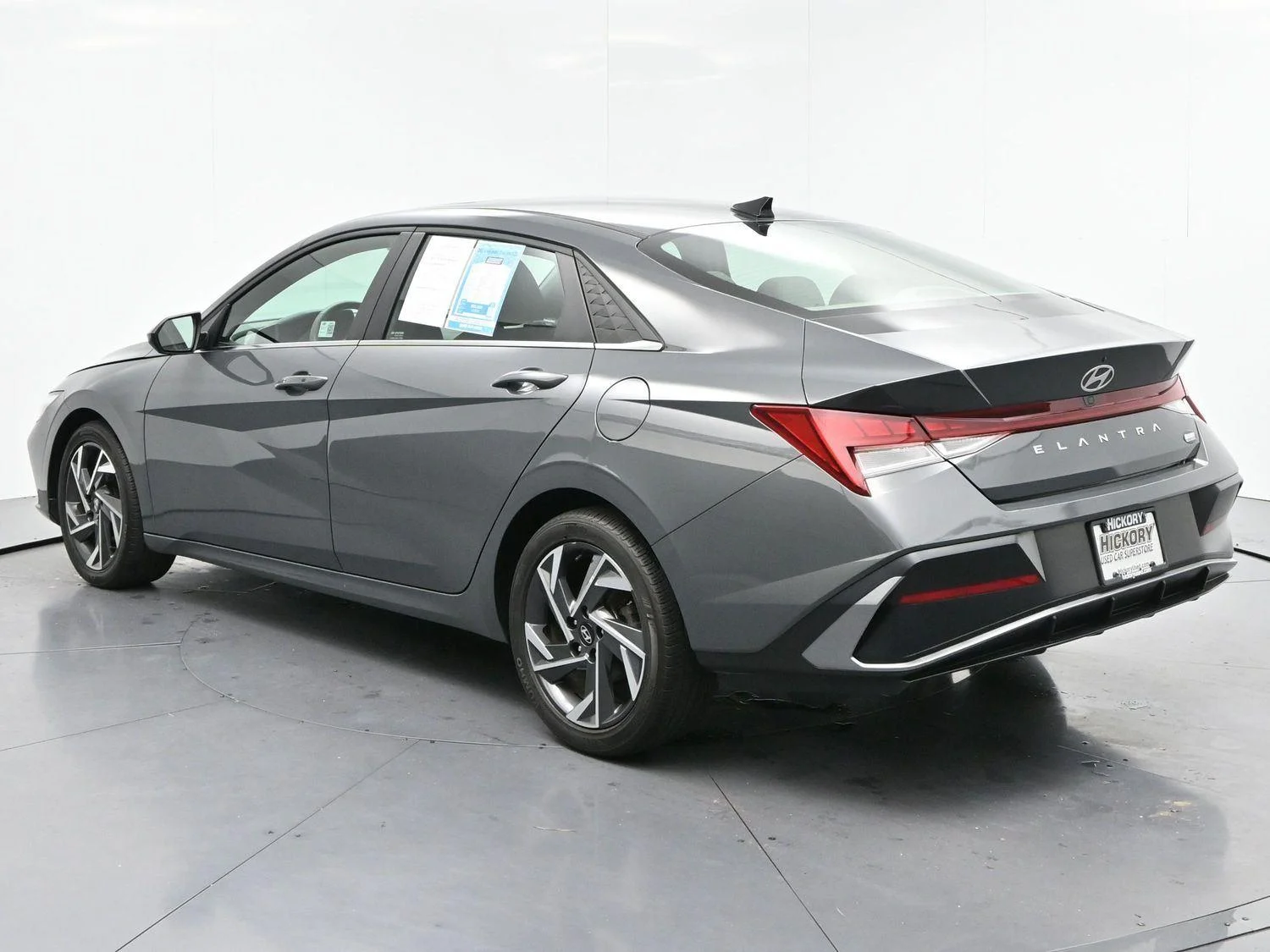Used 2024 Ecotronic Gray Hyundai SEL image 5