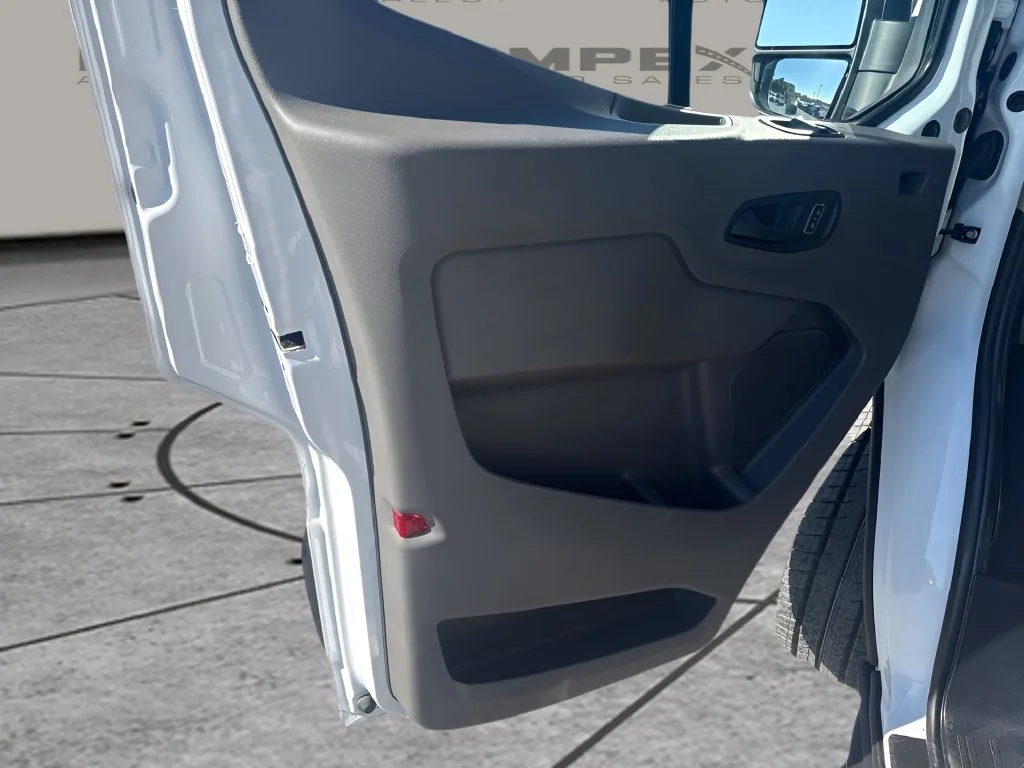 Used 2024 White Ford XLT image 22