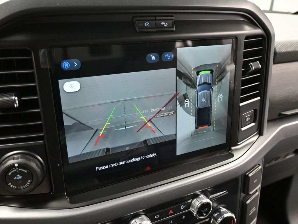 New 2026 Carbonized Gray Metallic Ford XLT image 15