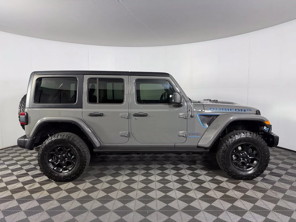 Used 2023 Gray Jeep Rubicon 20th Anniversary Edition 4xe image 5