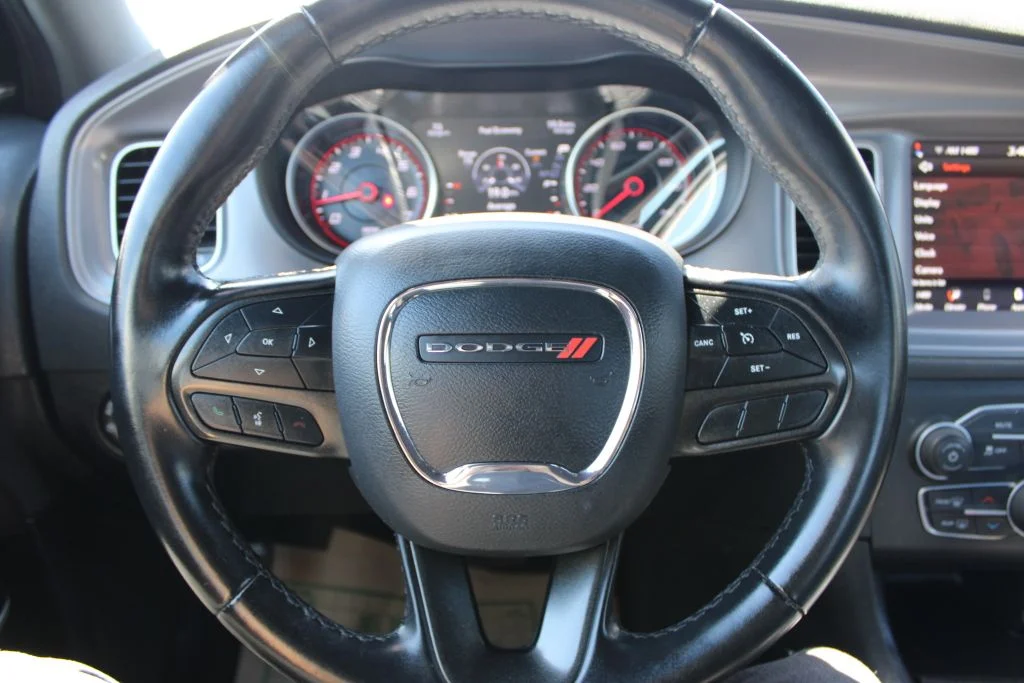 Used 2023 Gray Dodge SXT image 28