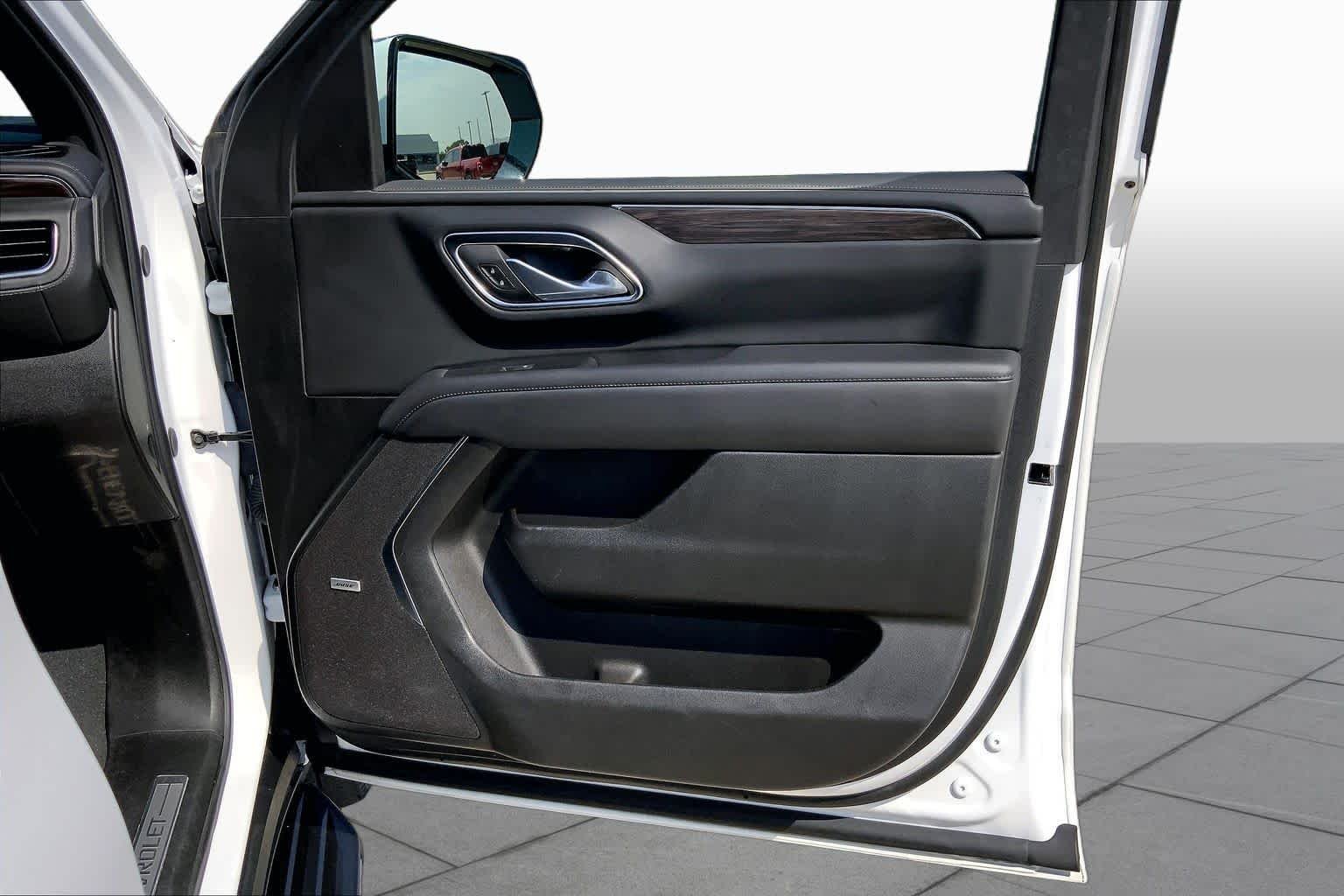 Used 2024 Summit White Chevrolet LT image 22