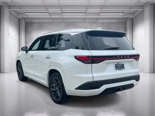 Used 2026 White Lexus 350 Premium image 5