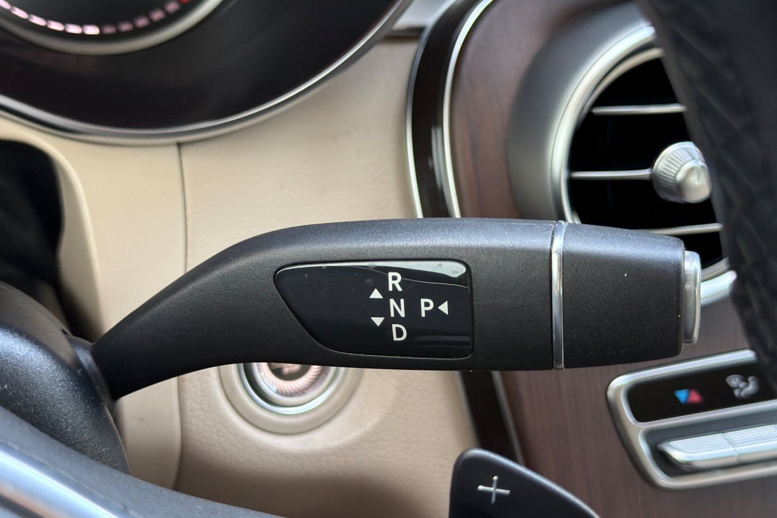 Used 2021 Blue Mercedes-Benz GLC 300 image 21
