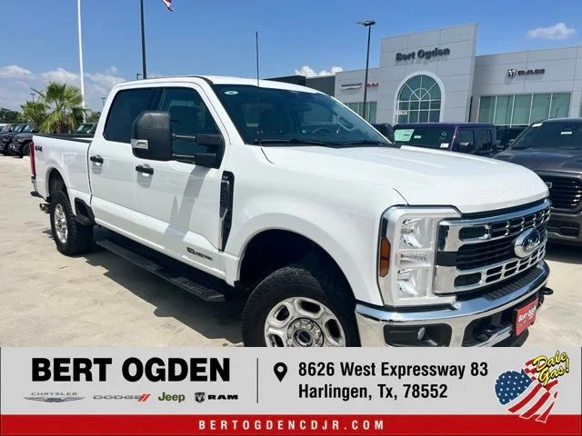 Used 2025 White Ford XLT image 1