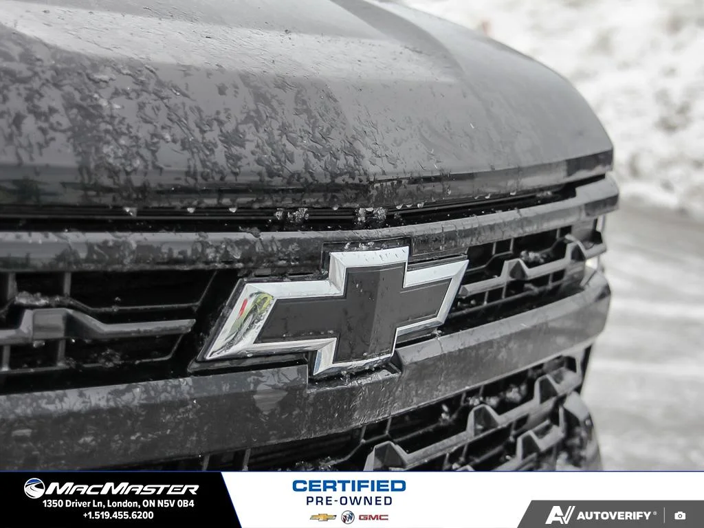 Used 2022  Chevrolet RST image 12