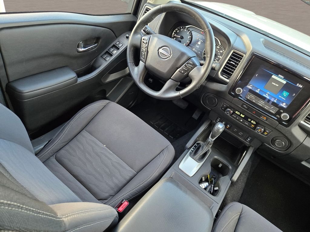 Used 2023 White Nissan SV image 18