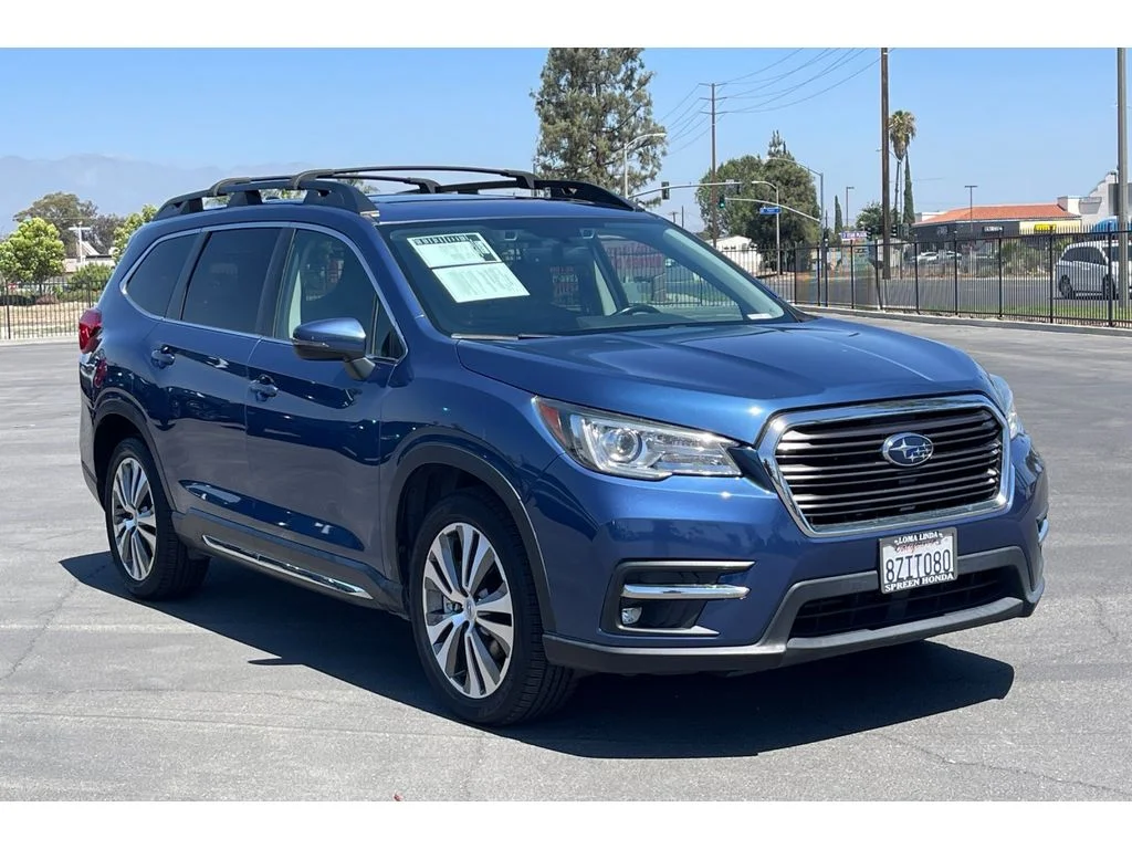 Used 2022 Abyss Blue Pearl Subaru Limited image 8