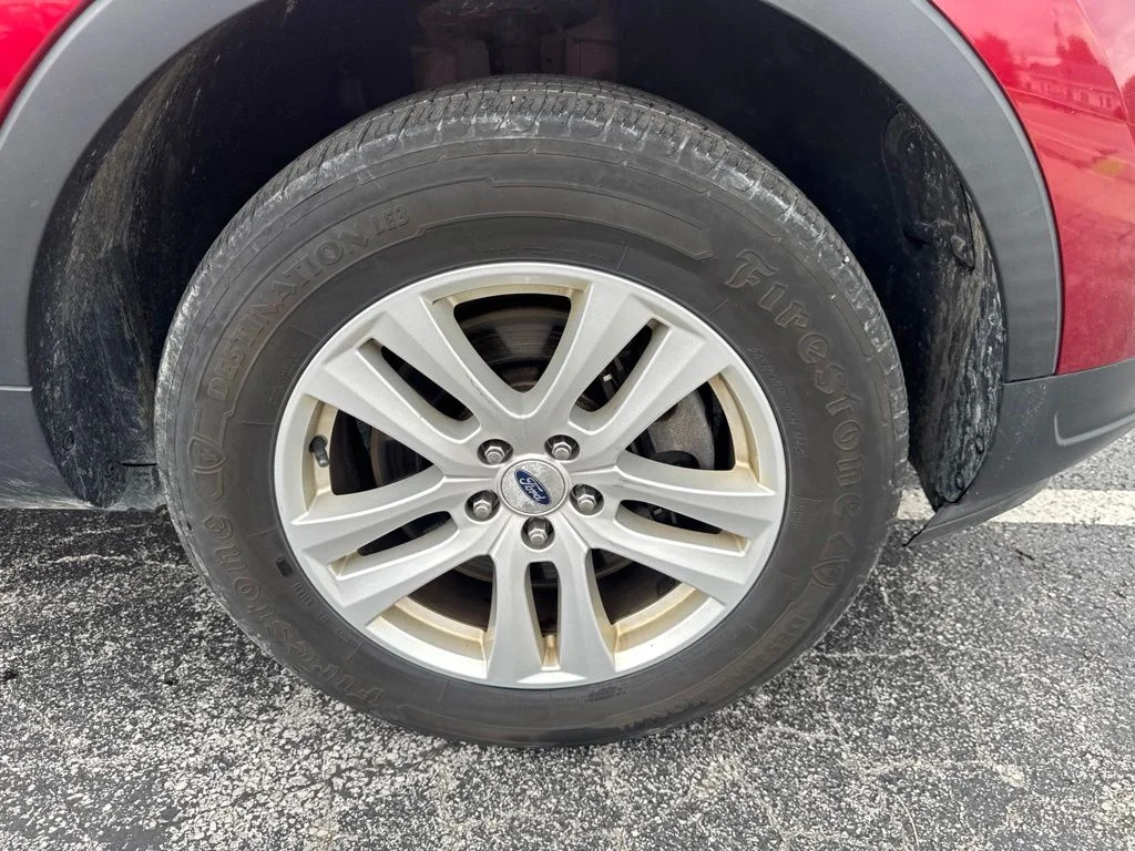 Used 2018 Red Ford XLT image 42