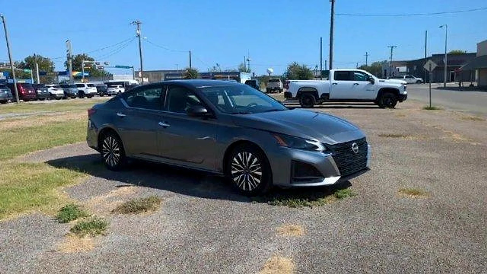 Used 2024 Nissan Altima SV with VIN 1N4BL4DV3RN362827 for sale in Mathis, TX