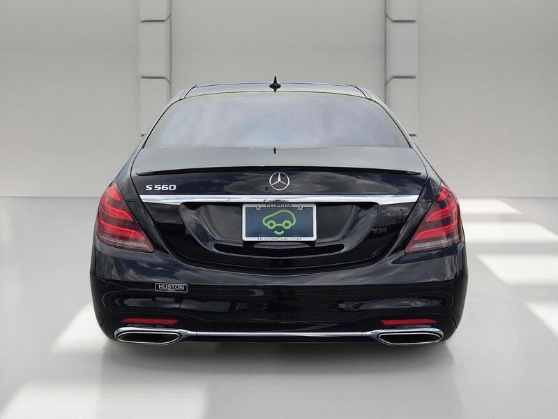 Used 2018 Black MERCEDES-BENZ S 560 SEDAN image 4