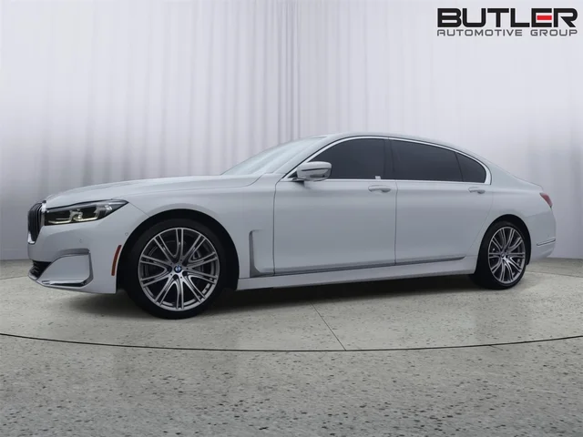 2022 BMW 7 Series 740i