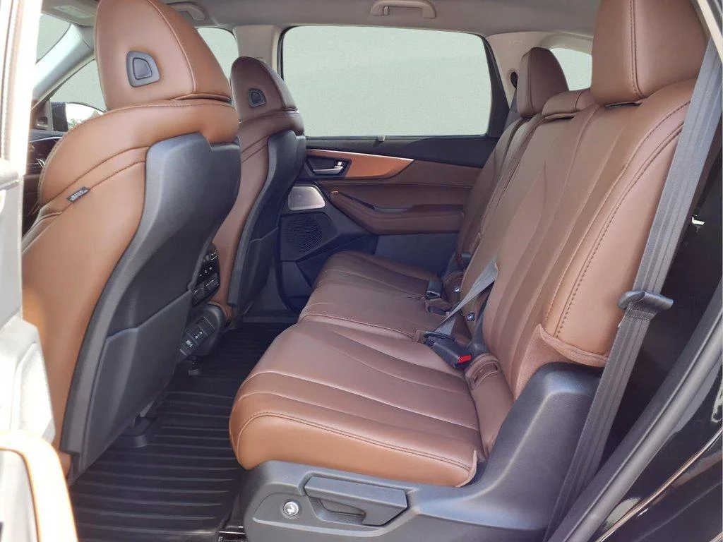 New 2026 Majestic Black Pearl Acura Technology Package image 10