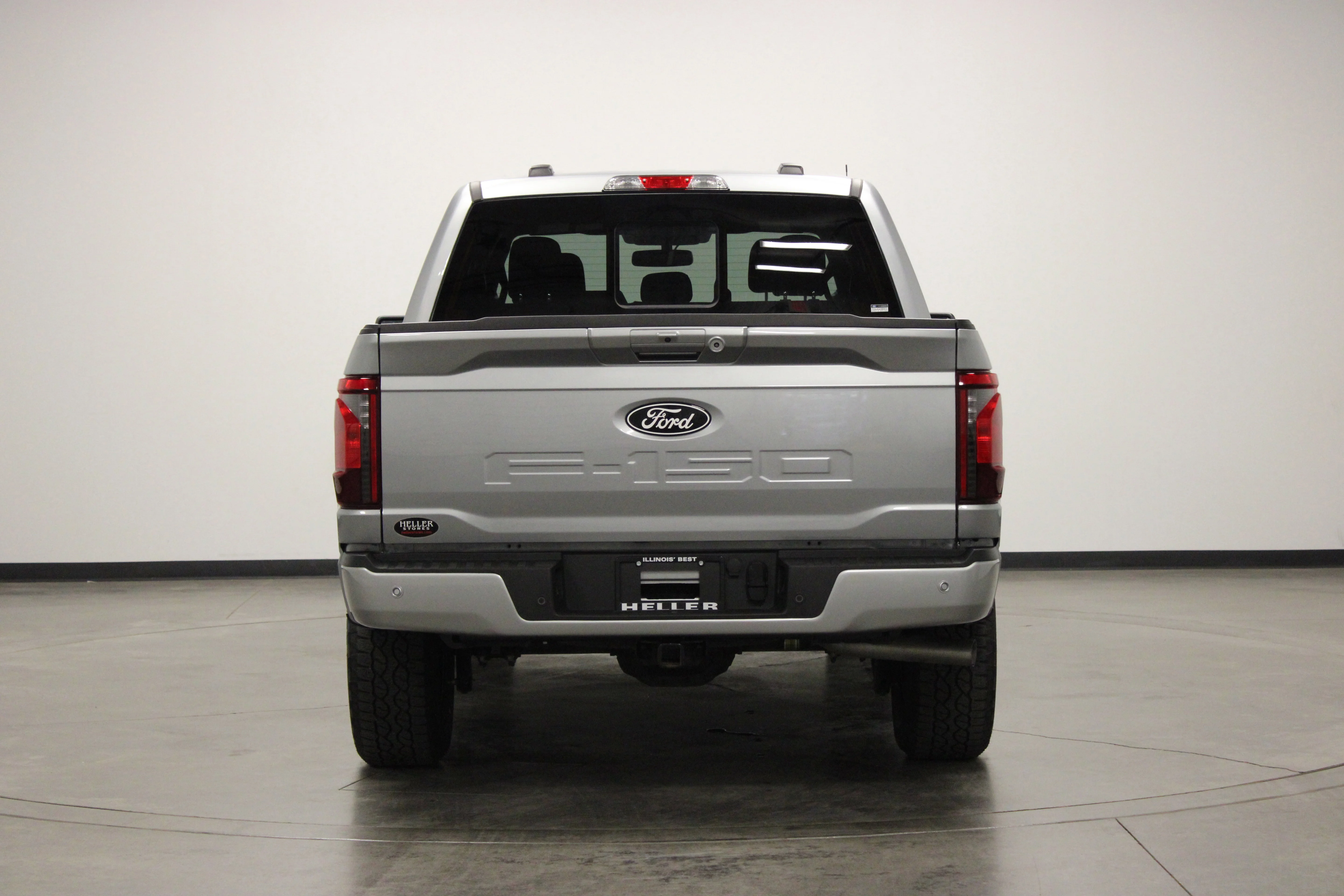 Used 2025 Silver Metallic Ford XLT image 7