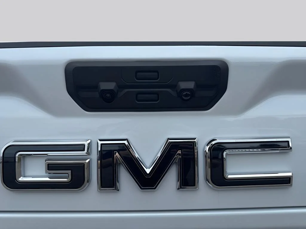 New 2026 Glacier White Tricoat GMC Denali Ultimate image 37