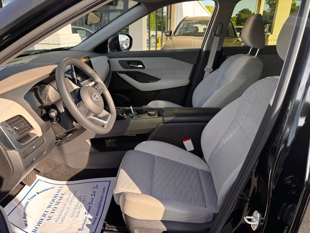 Used 2023 Black Nissan SV image 9