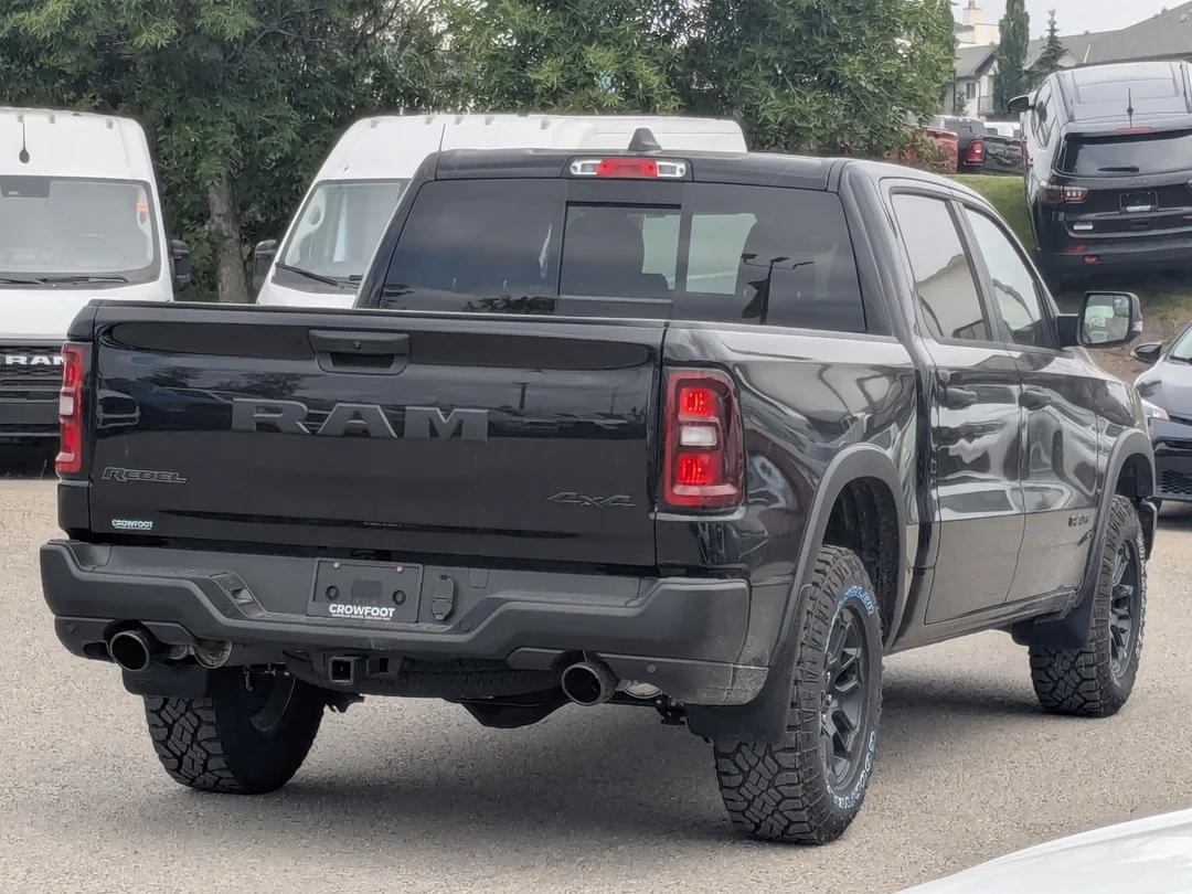New 2026 Black RAM Rebel - - 4x4 - 420HP Turbo I6 - Adaptive Cruise Control - Park Assist & More! image 8