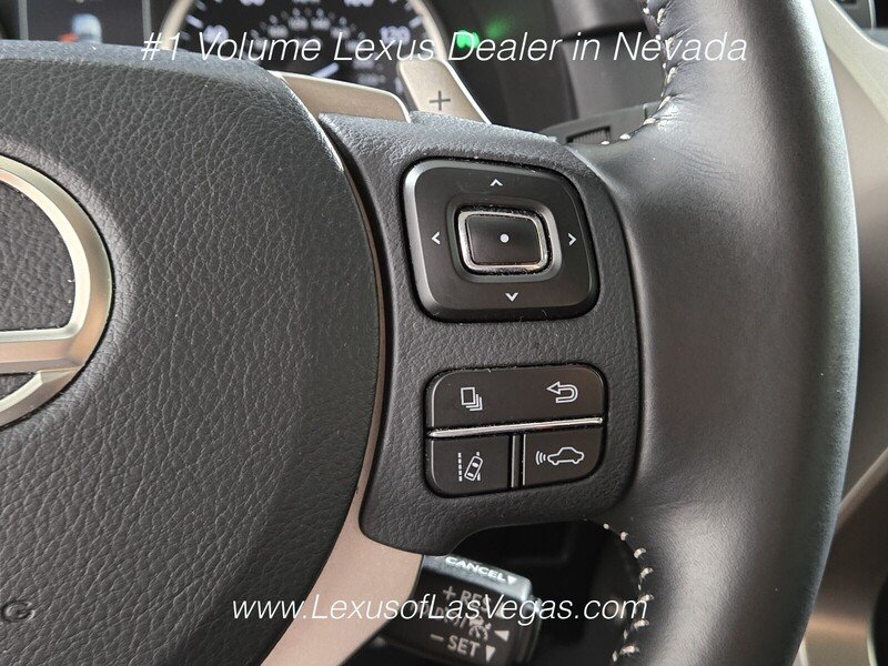 Used 2018 Silver Lexus 300 Base image 33
