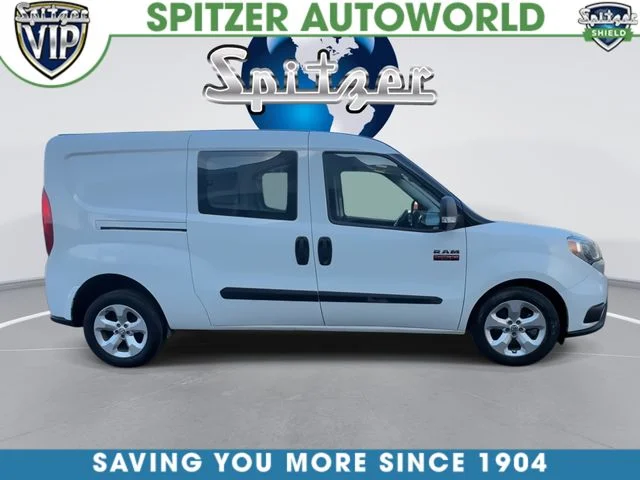 Used 2022 White Ram Base image 10