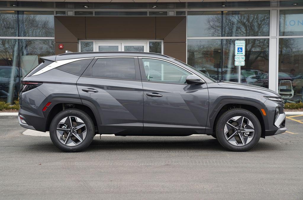 New 2026 Ecotronic Gray Hyundai SEL Convenience image 3