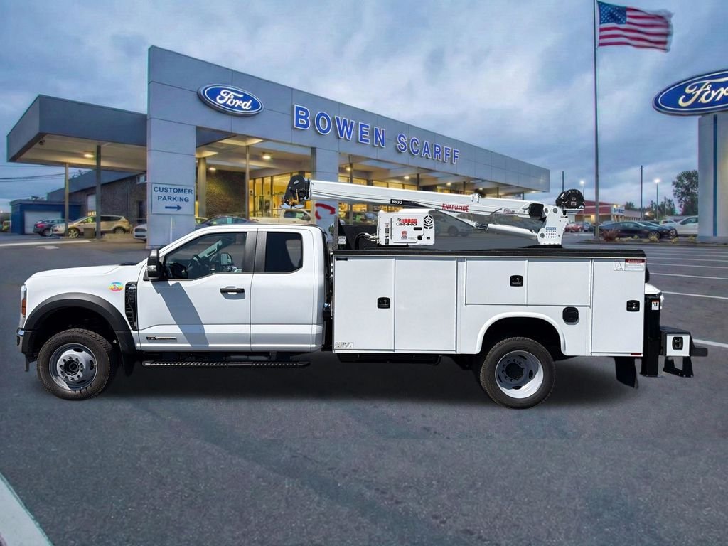 New 2026 Oxford White Ford Mechanics Body image 2