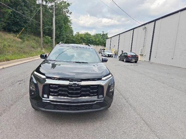 Used 2025 Mosaic Black Metallic Chevrolet ACTIV image 7