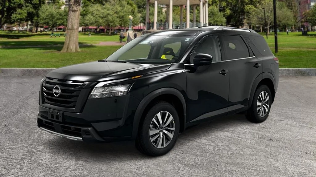 2024 Nissan Pathfinder SL 4WD's photo