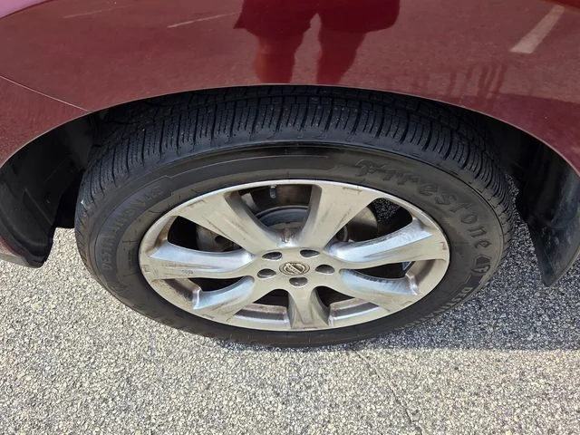 Used 2012 Red Nissan LE image 19