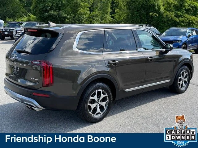 Used 2021 Green Kia EX image 5