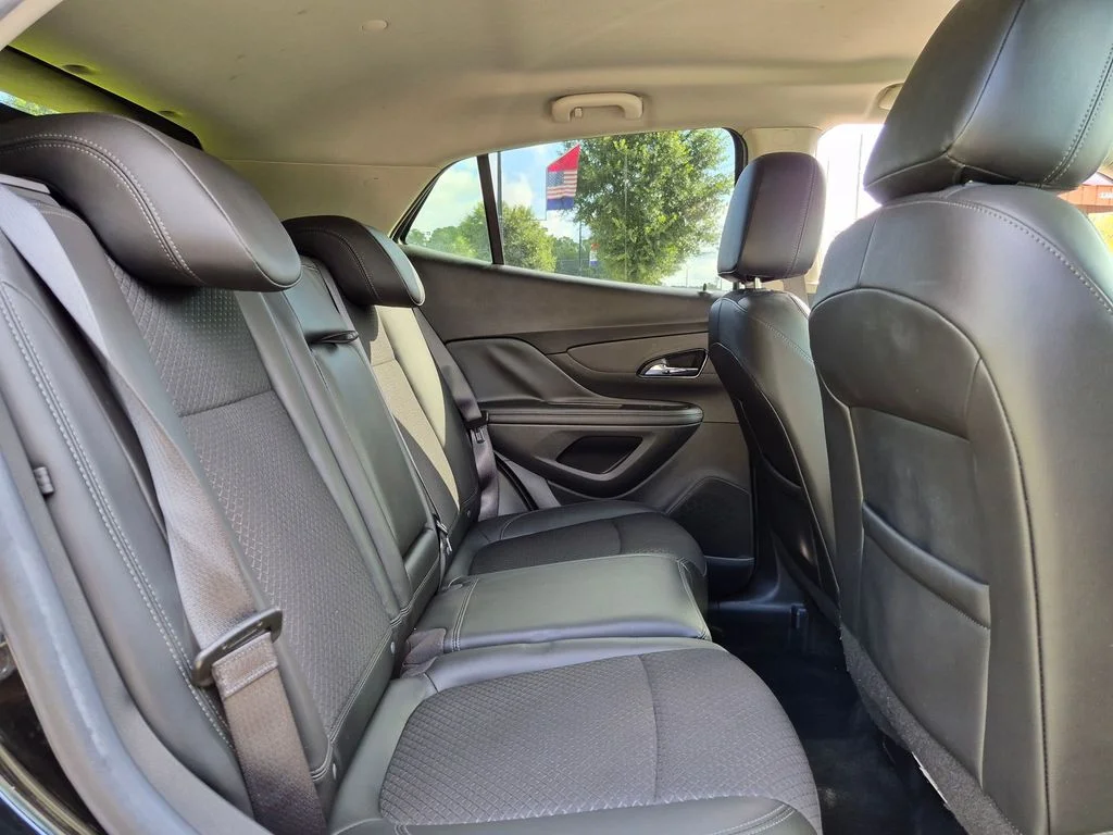 Used 2022 Black Buick Preferred image 28
