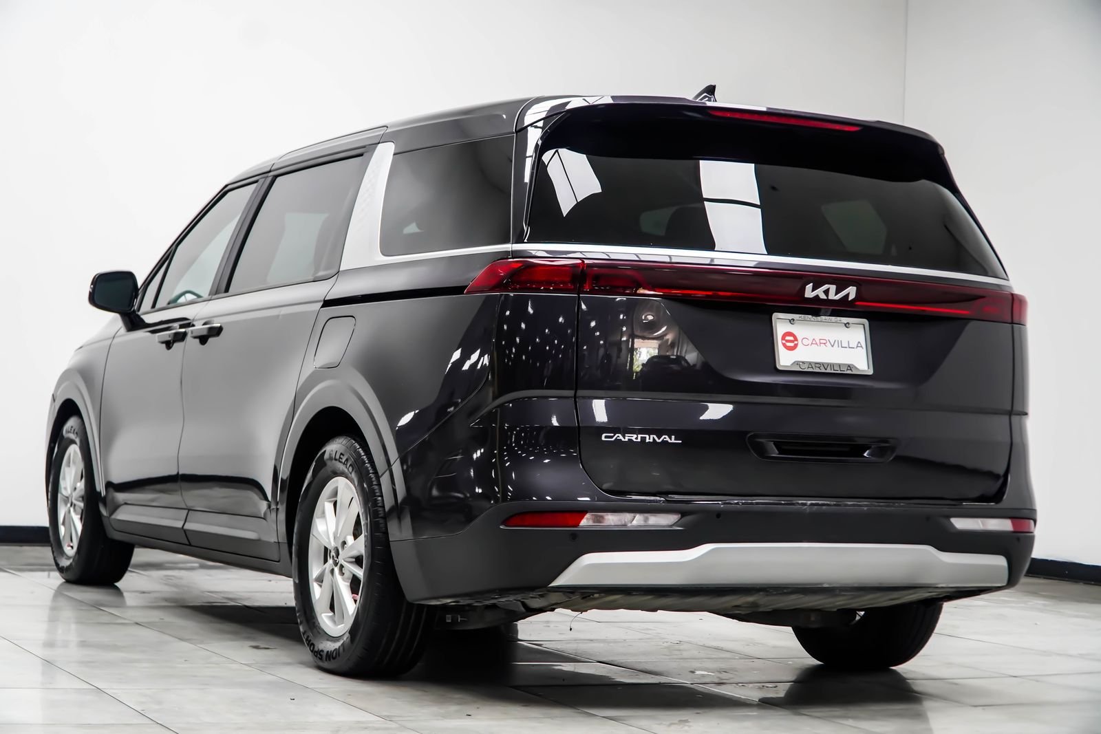 Used 2023 Gray Kia LX image 12