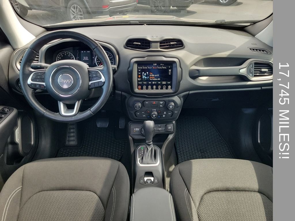 Used 2023 Gray Jeep Latitude image 16