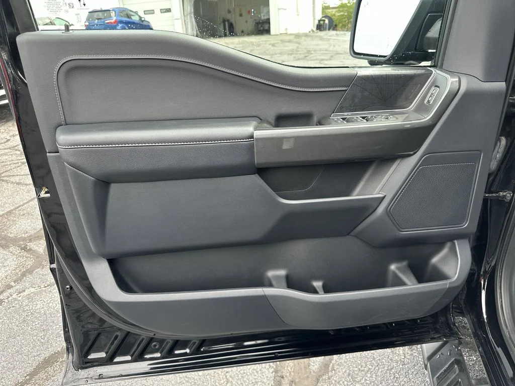 Certified Used 2022 Black Ford XLT image 18