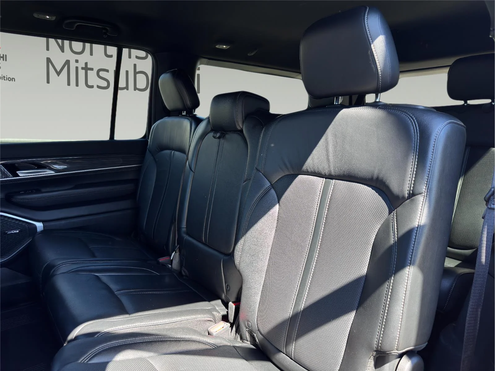 Used 2022 Diamond Black Crystal Pearlcoat Jeep Series II image 17