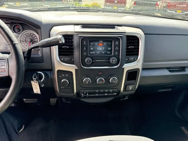 Used 2016 Brilliant Black Crystal Pearlcoat Ram Big Horn image 21