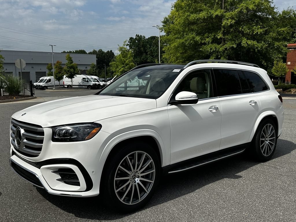New 2026 Polar White Mercedes-Benz GLS 450 image 43