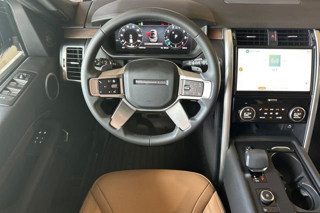 Certified Used 2025 Brown Land Rover Dynamic SE image 13
