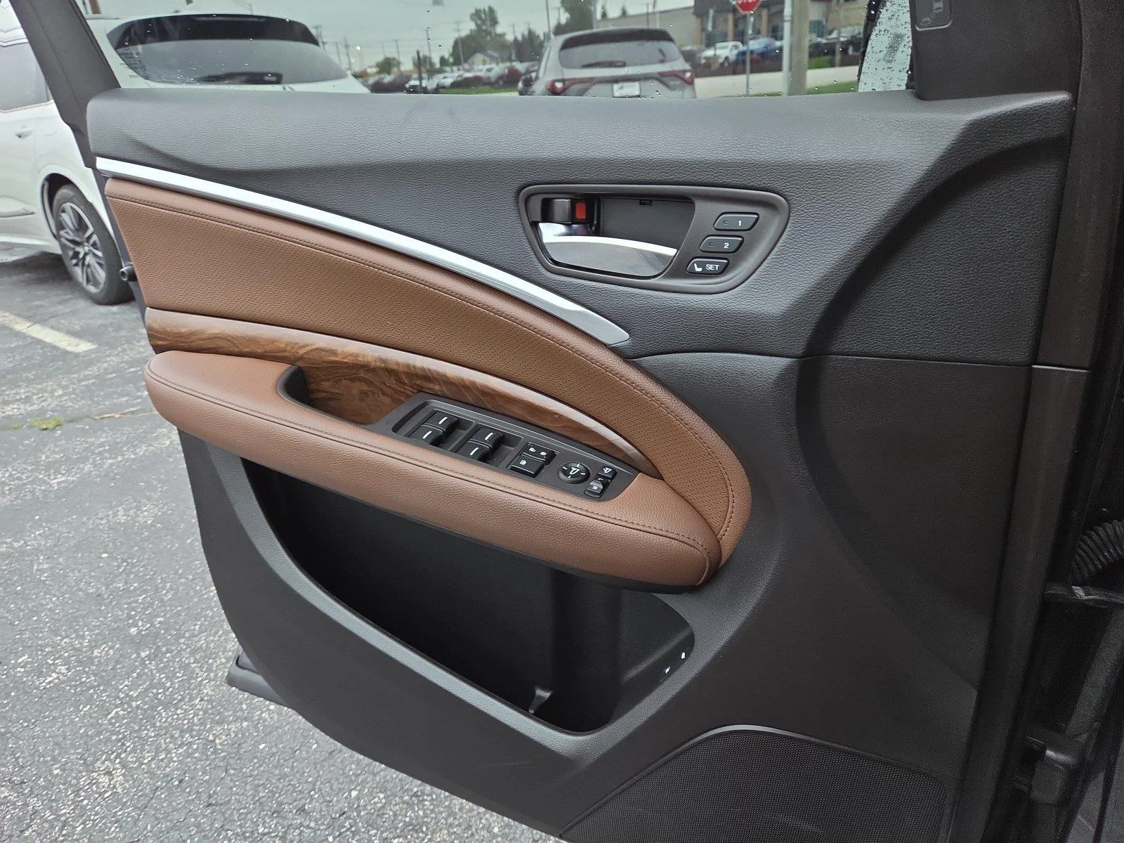 Used 2019 Modern Steel Metallic Acura SH-AWD w/Tech image 18