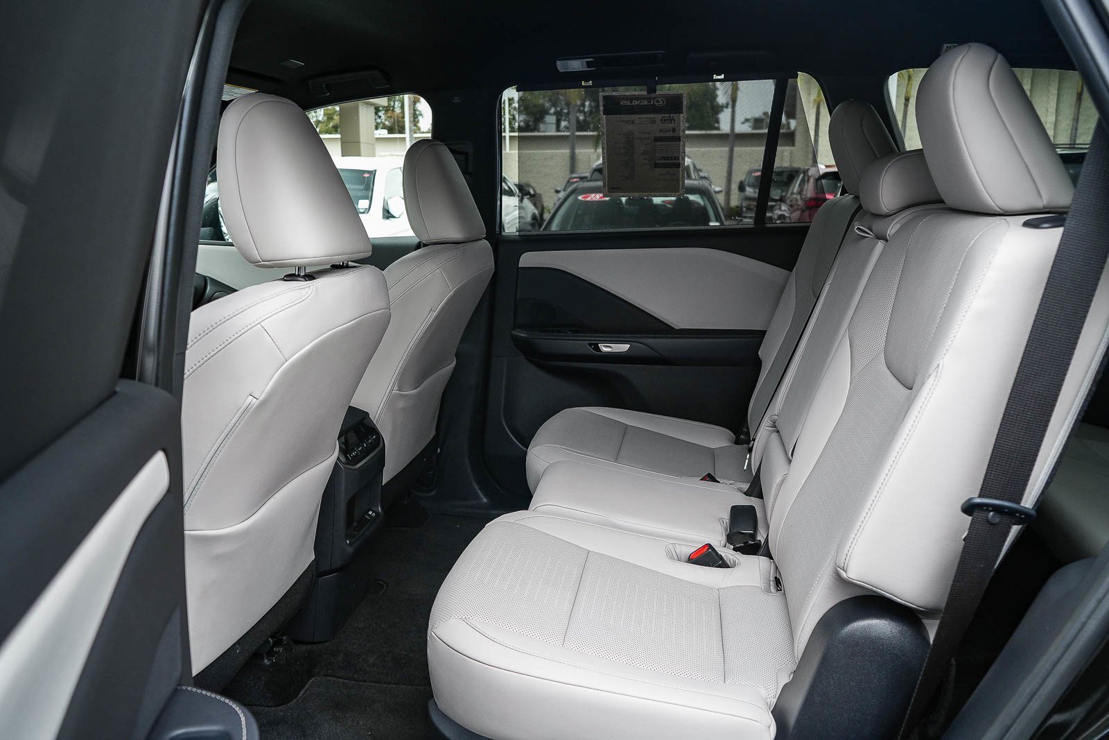 Certified Used 2025 Caviar Lexus 350 image 17