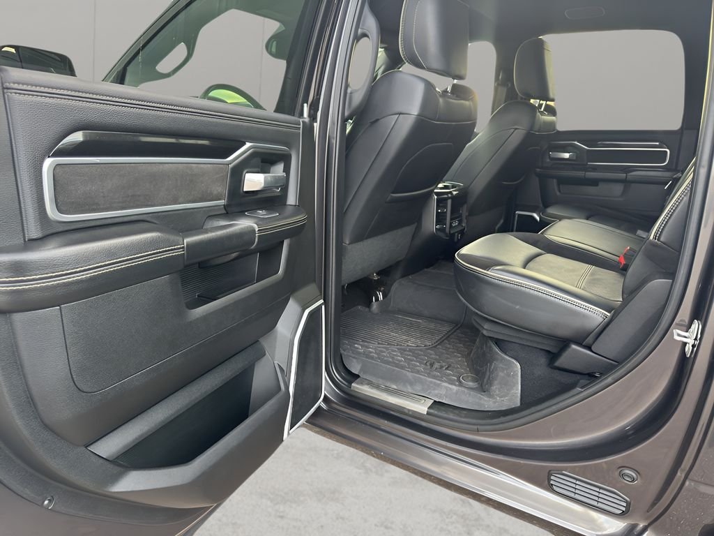 Used 2022 Granite Crystal Metallic Clearcoat Ram Laramie image 14