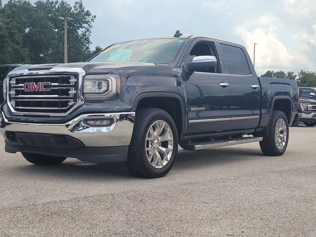 Used 2018 Gray GMC SLT image 32