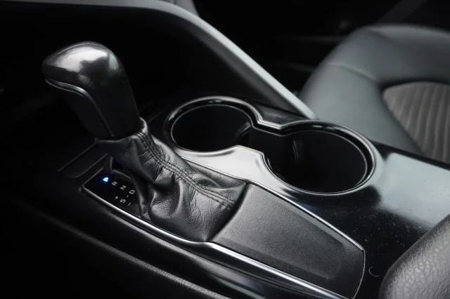 Used 2019  Toyota LE image 30